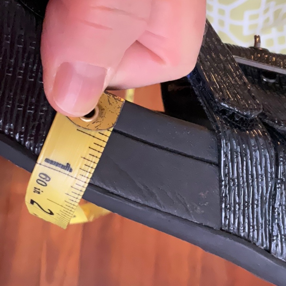 Vionic sandals - image 16